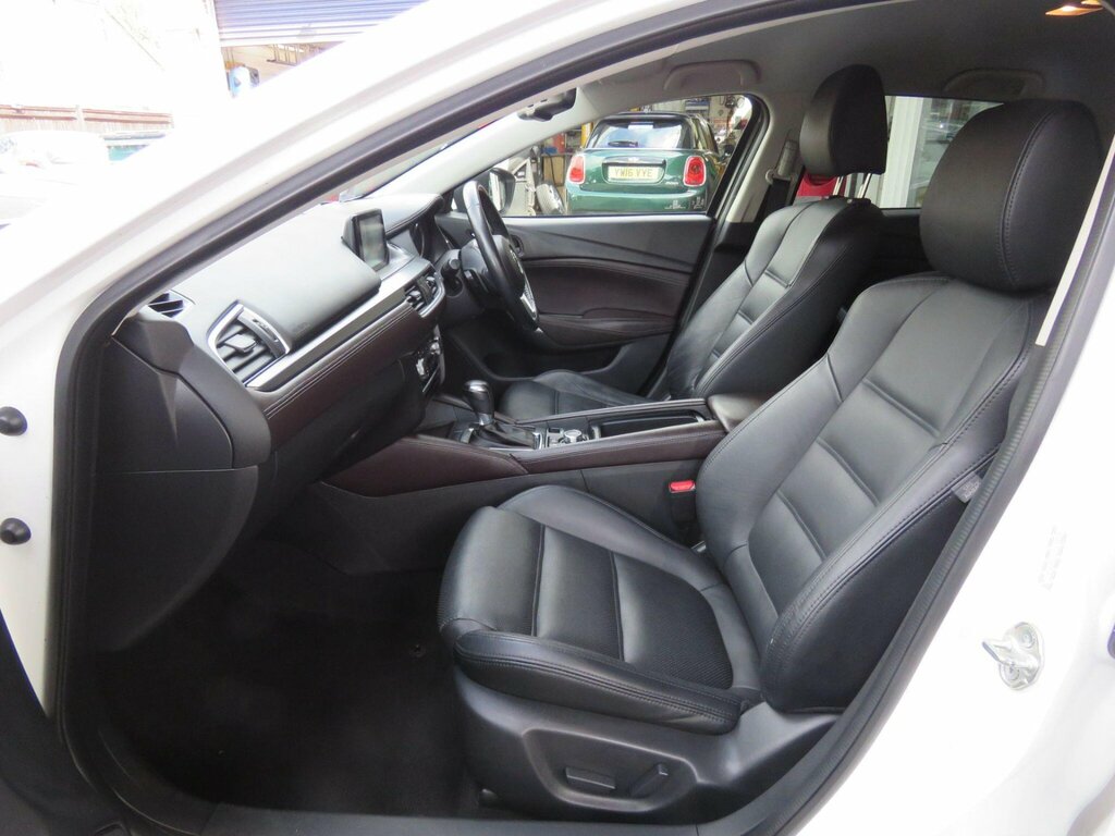 Mazda 6 2.2D 175 Sport Nav Red #7