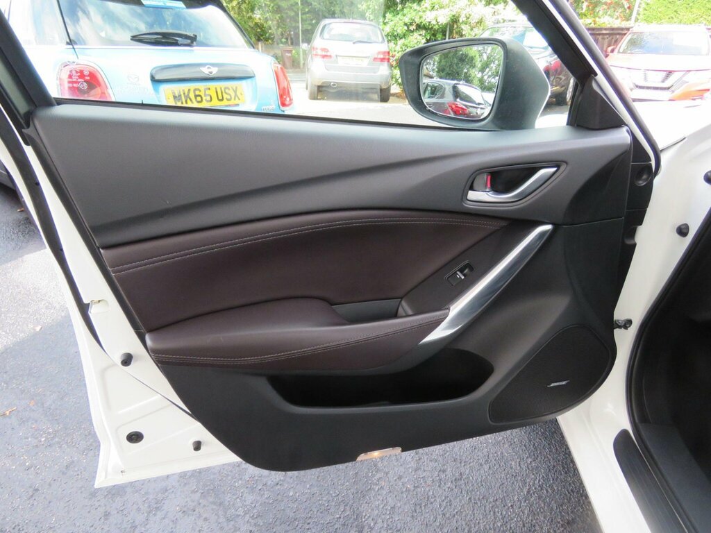 Mazda 6 2.2D 175 Sport Nav Red #16