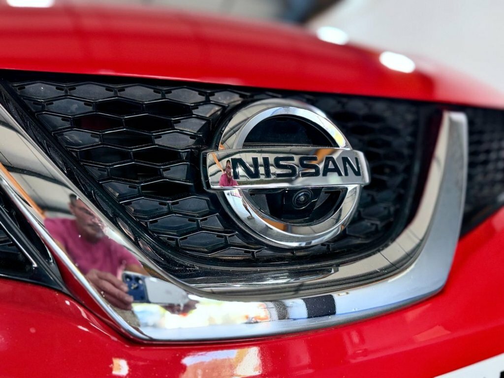 Nissan Qashqai 1.2Bm Ncon Silver #14