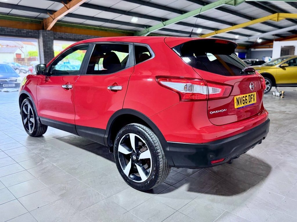 Nissan Qashqai 1.2Bm Ncon Silver #22