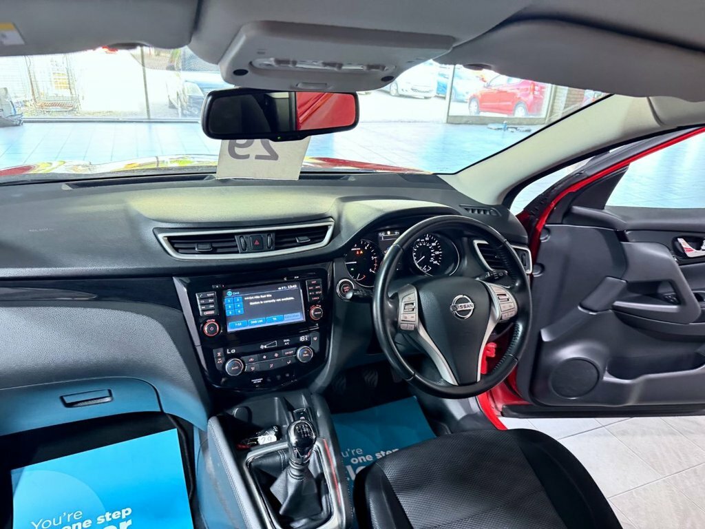 Nissan Qashqai 1.2Bm Ncon Silver #60