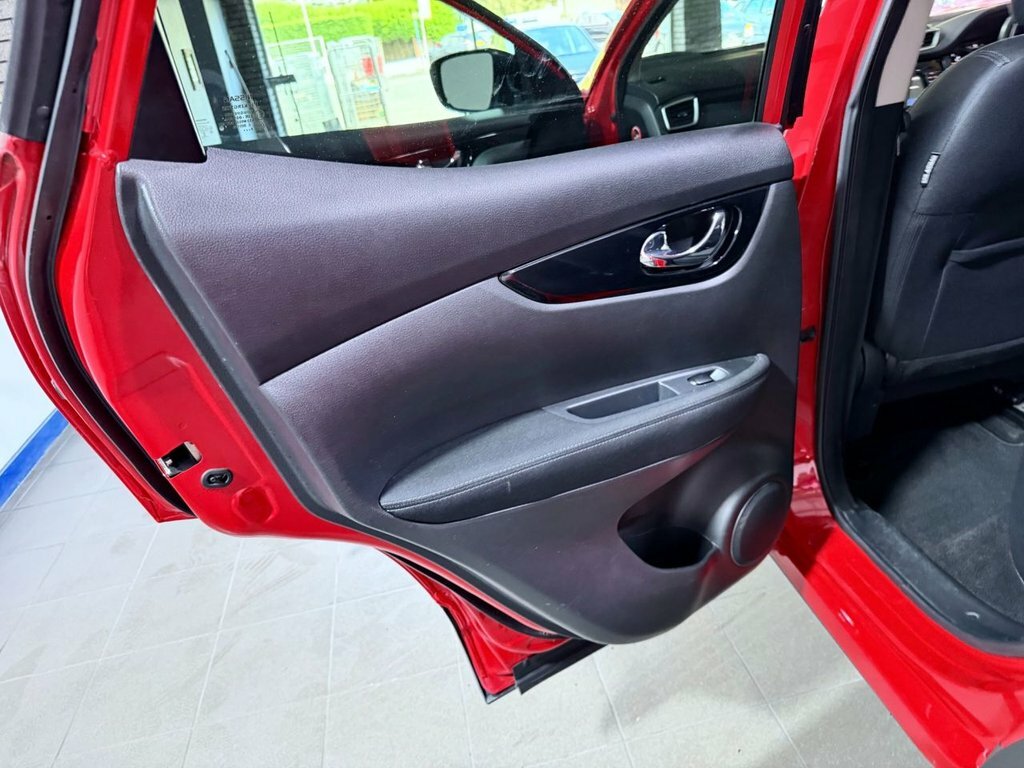 Nissan Qashqai 1.2Bm Ncon Silver #56