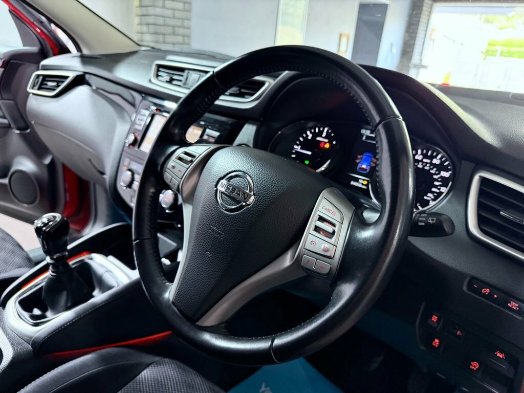 Nissan Qashqai 1.2Bm Ncon Silver #29