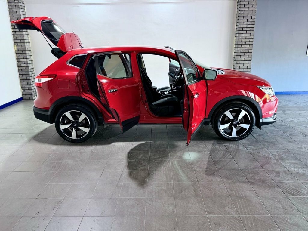 Nissan Qashqai 1.2Bm Ncon Silver #84