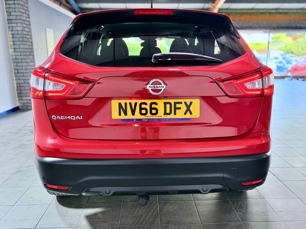 Nissan Qashqai 1.2Bm Ncon Silver #21
