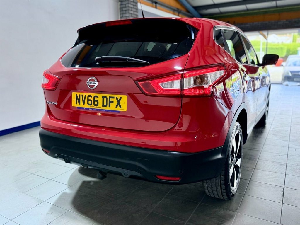Nissan Qashqai 1.2Bm Ncon Silver #19