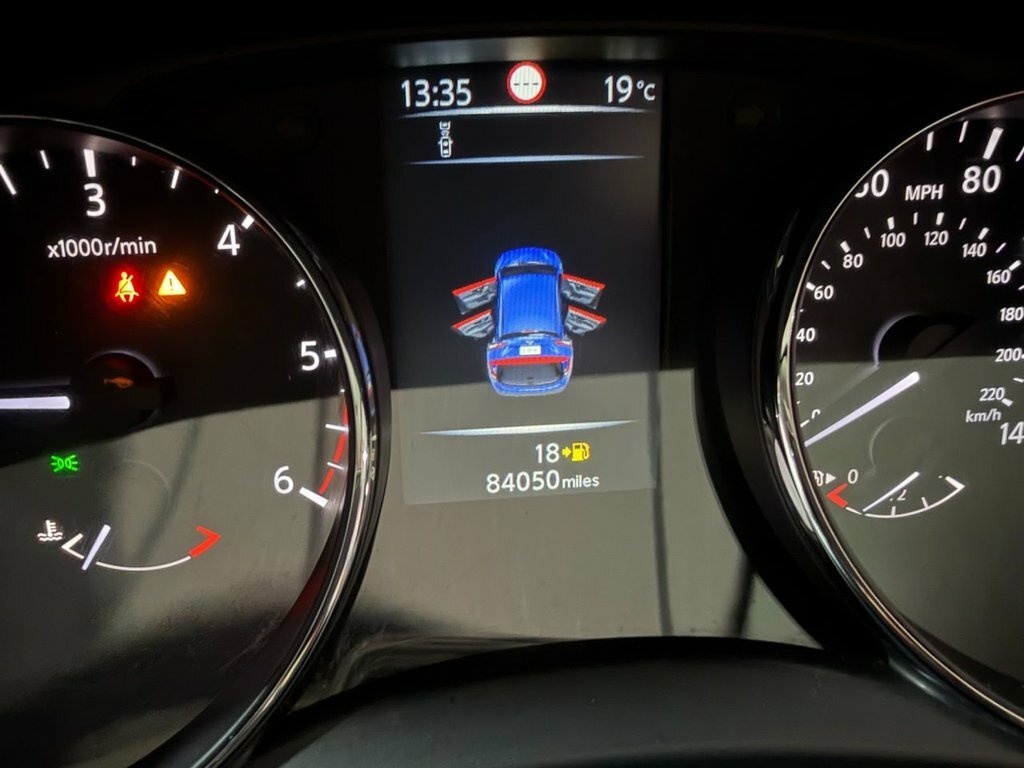 Nissan Qashqai 1.2Bm Ncon Silver #31