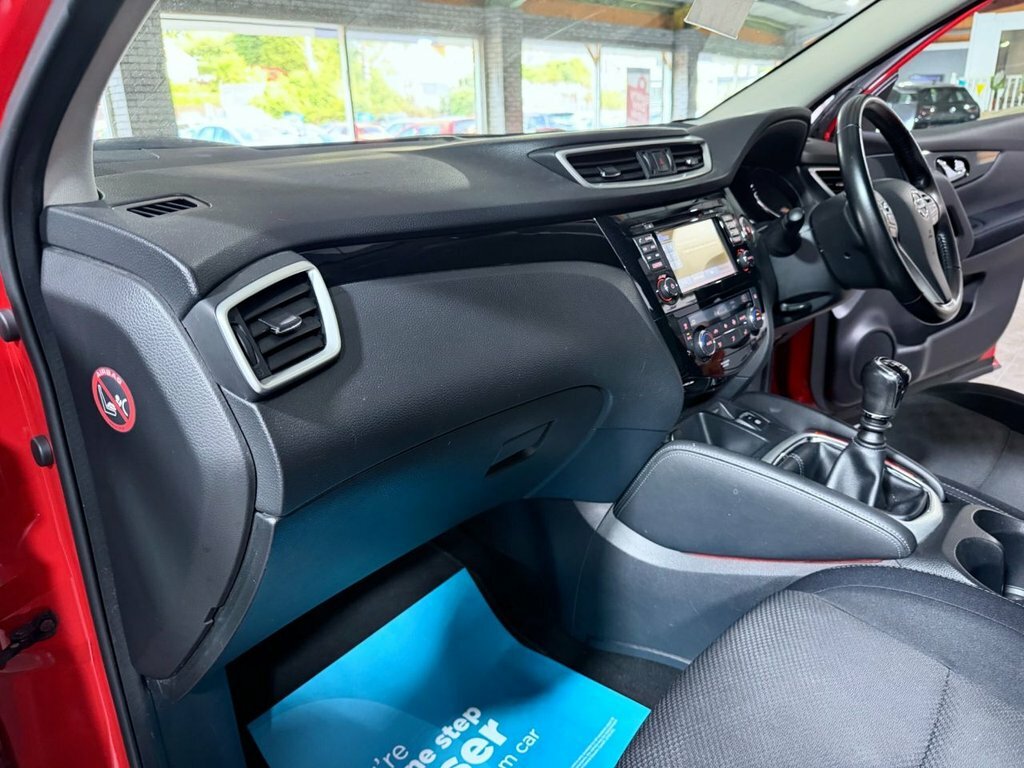 Nissan Qashqai 1.2Bm Ncon Silver #63
