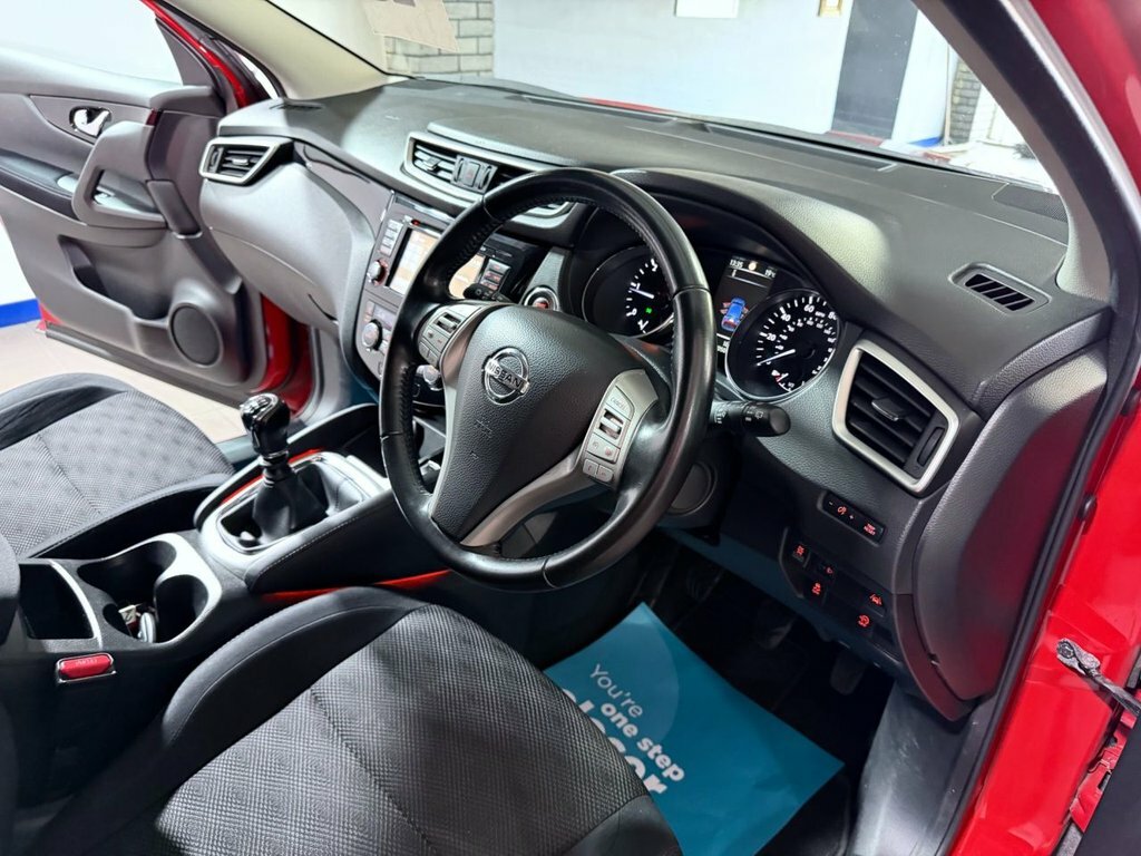Nissan Qashqai 1.2Bm Ncon Silver #24
