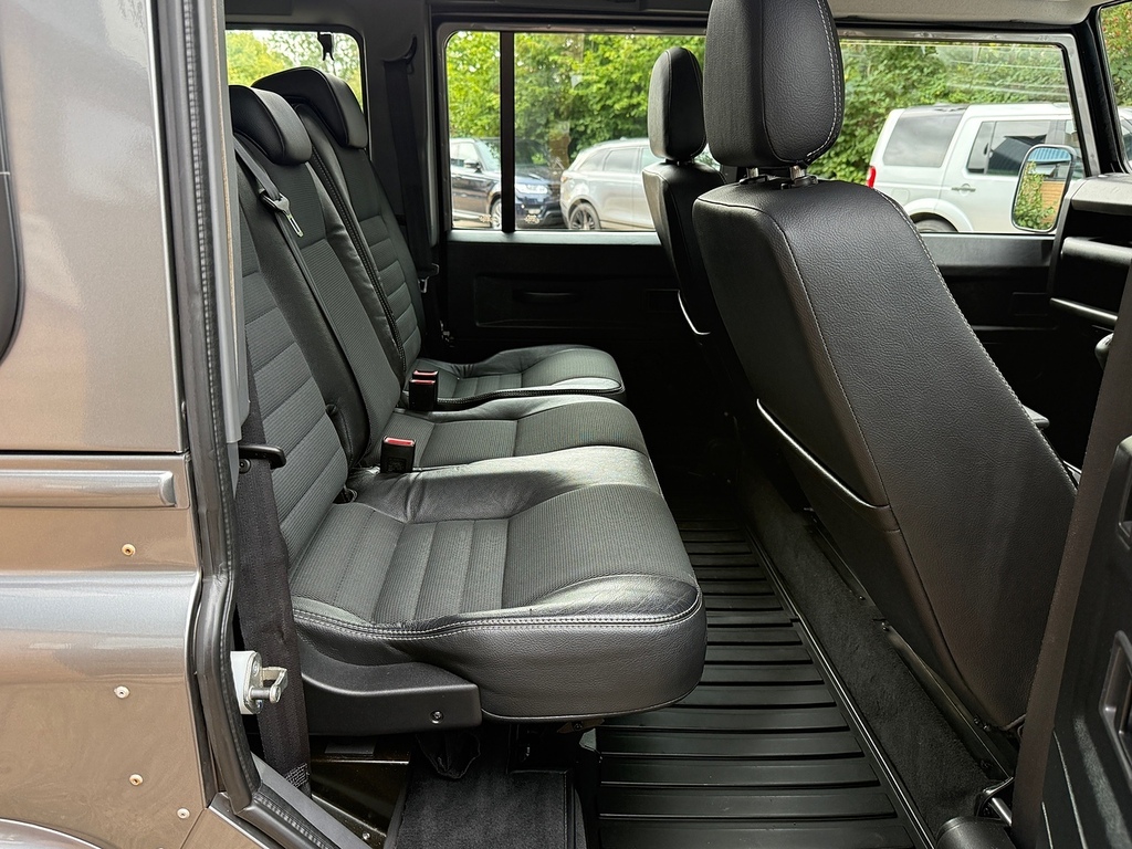 Land Rover Defender 110 Td Double Cab #30