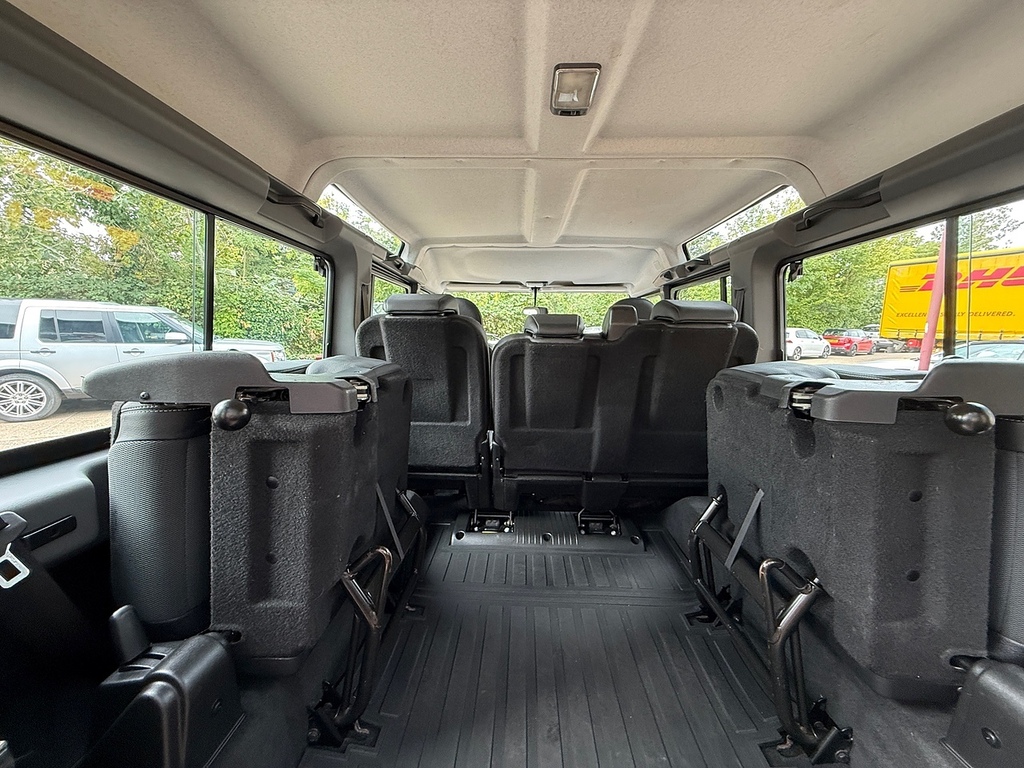 Land Rover Defender 110 Td Double Cab #16