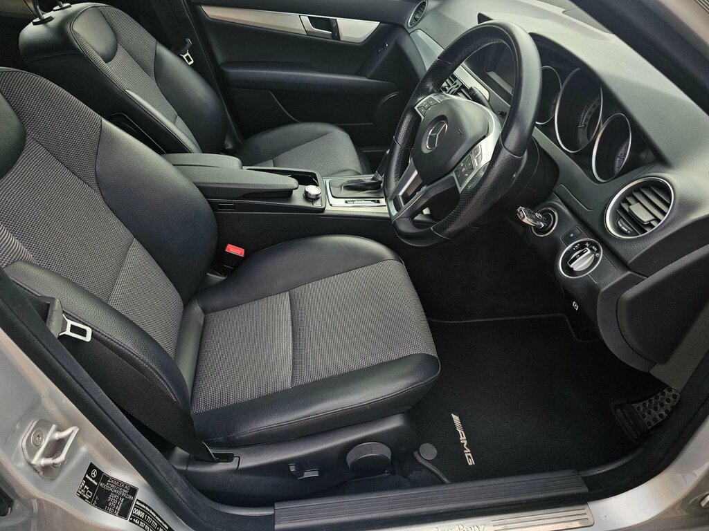 Mercedes-Benz C Class C63 4dr Auto Black #9