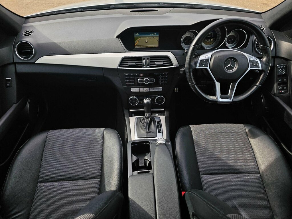 Mercedes-Benz C Class C63 4dr Auto Black #14