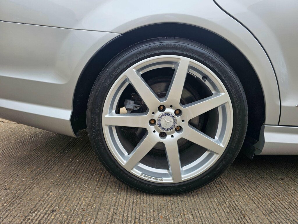 Mercedes-Benz C Class C63 4dr Auto Black #24
