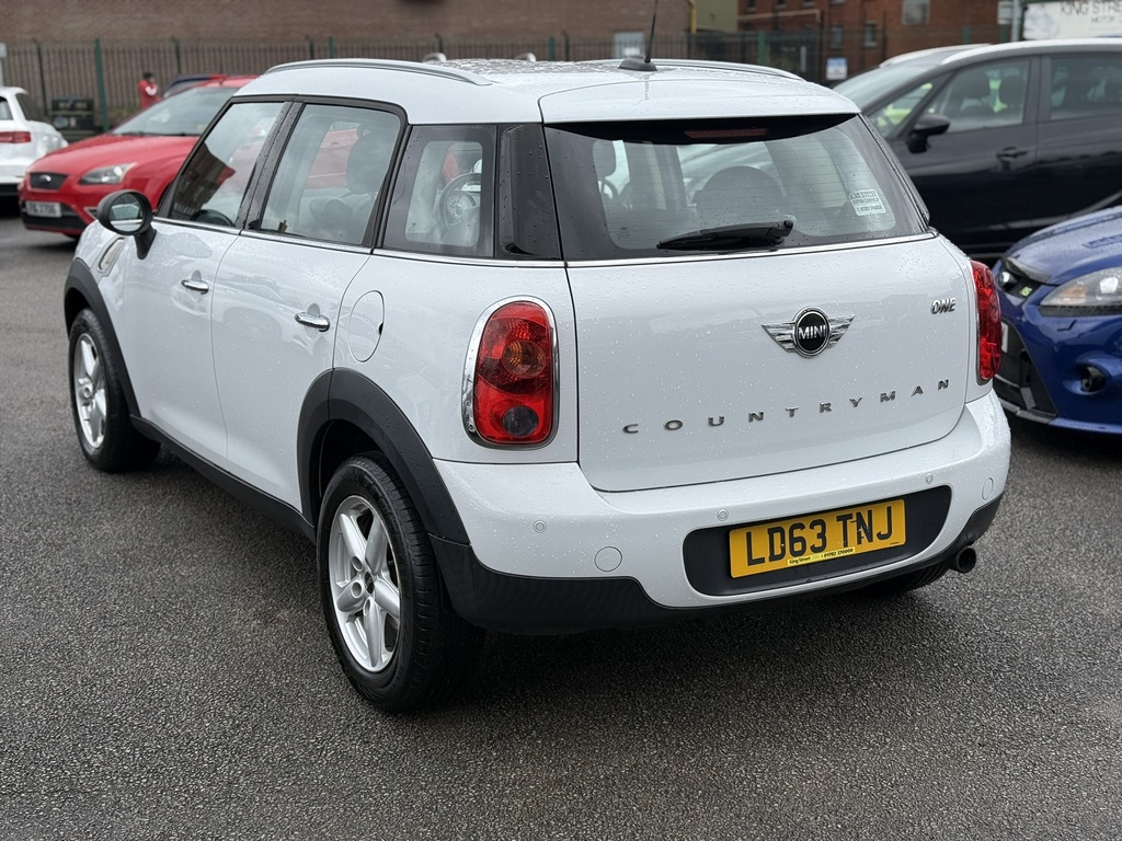 Mini Countryman One 2013 63 Reg White #5