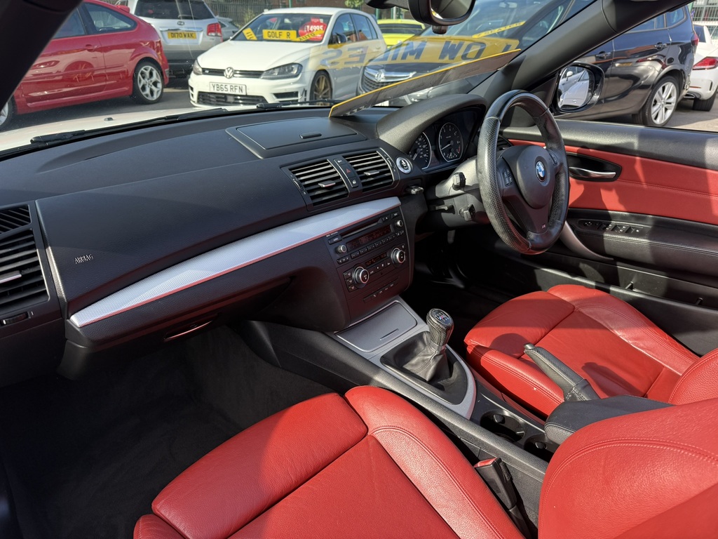 BMW 1 Series M Sport Black #25