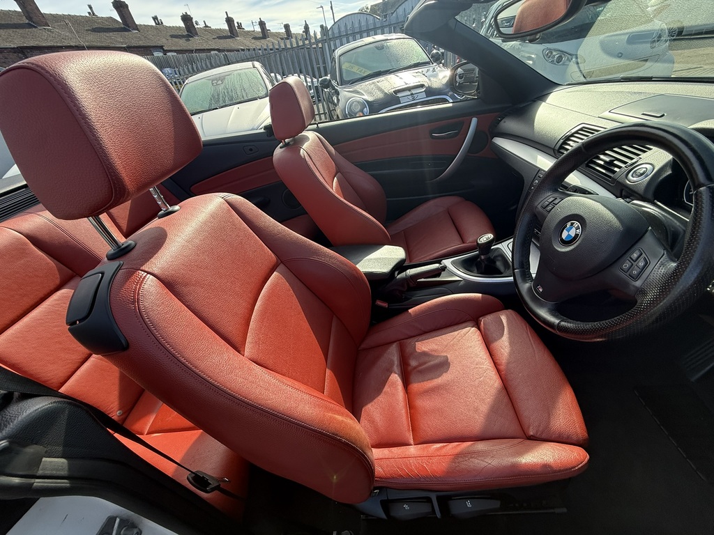 BMW 1 Series M Sport Black #21
