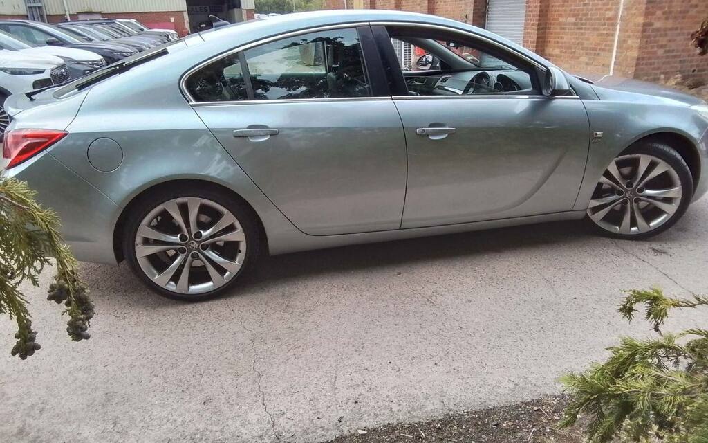 Vauxhall Insignia 2.0 Cdti Black #10