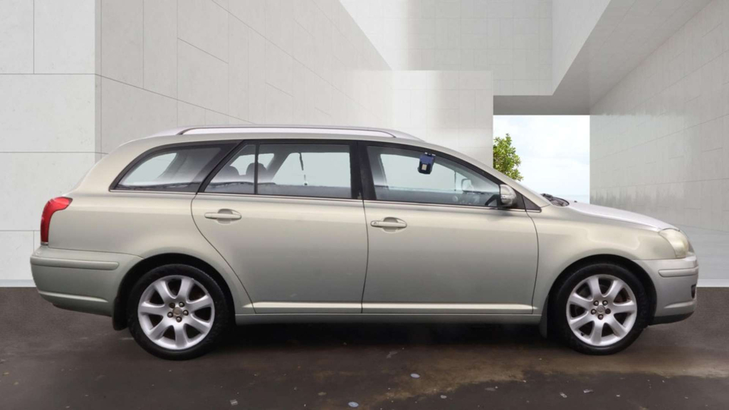 Toyota Avensis T4 D-4d #5