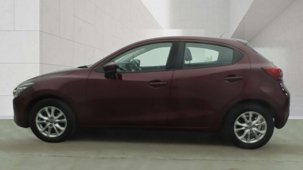 Mazda 2 Se-l Red #6