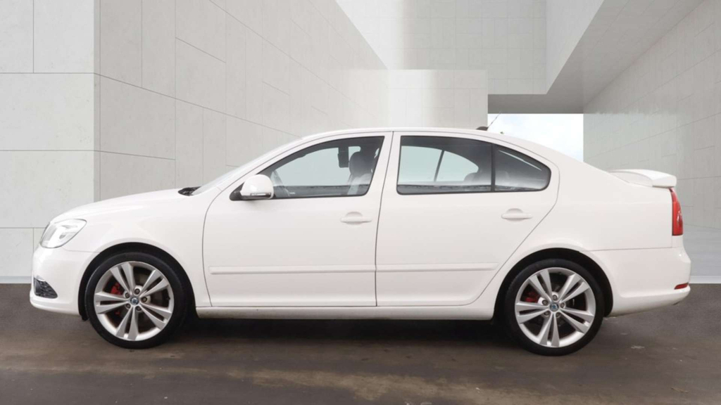 Skoda Octavia Vrs Tfsi White #6