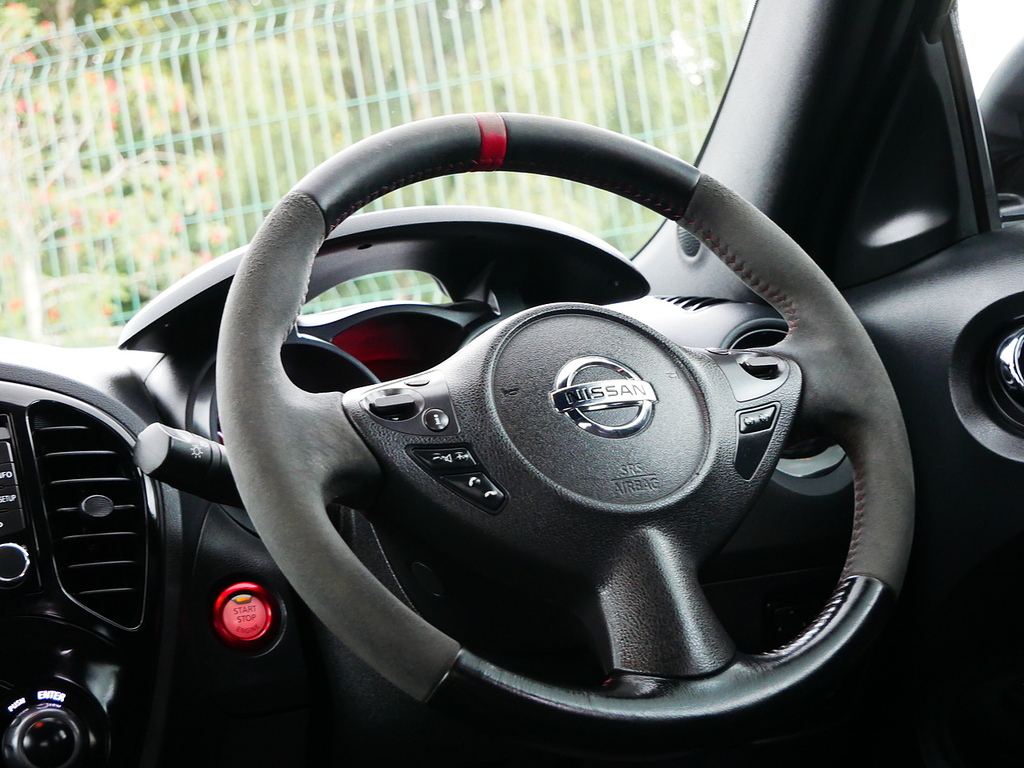 Nissan Juke Acenta Black #15