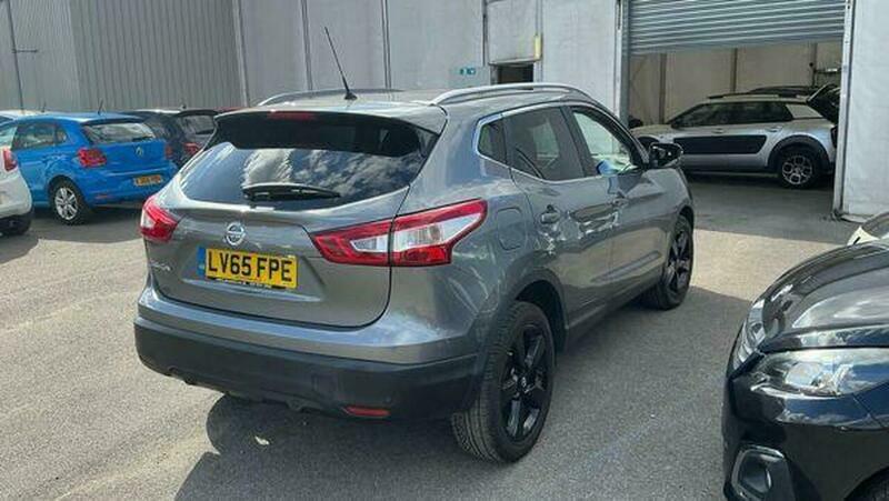 Nissan Qashqai 1.2 Dig-t N-tec Xtron Grey #4