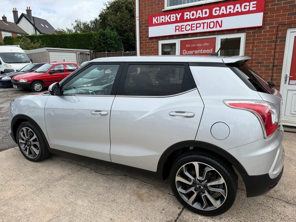 SsangYong Tivoli 1.6 E-xdi Elx Euro 6 Silver #3