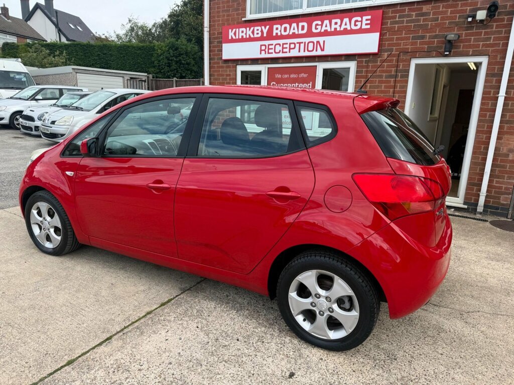Kia Venga 1.4 Crdi Ecodynamics 2 Euro 5 Ss Red #3
