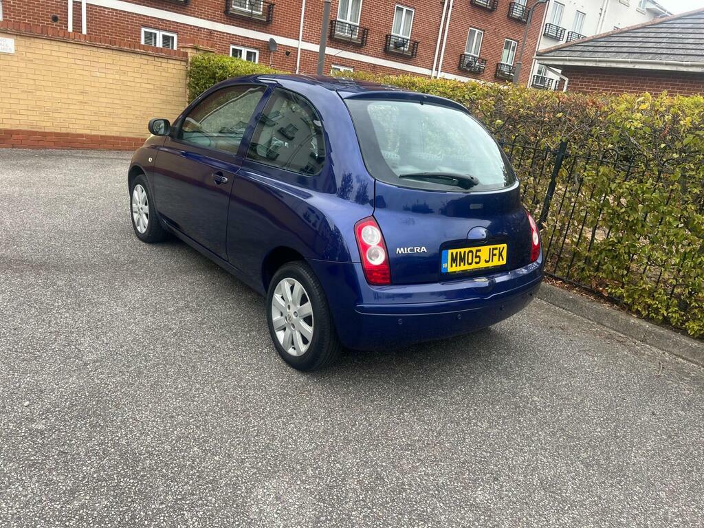 Nissan Micra 1.0 E Red #53