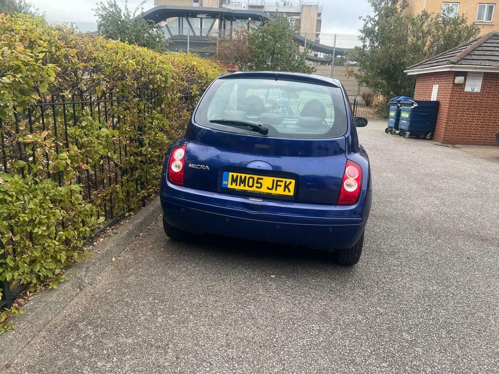 Nissan Micra 1.0 E Red #57