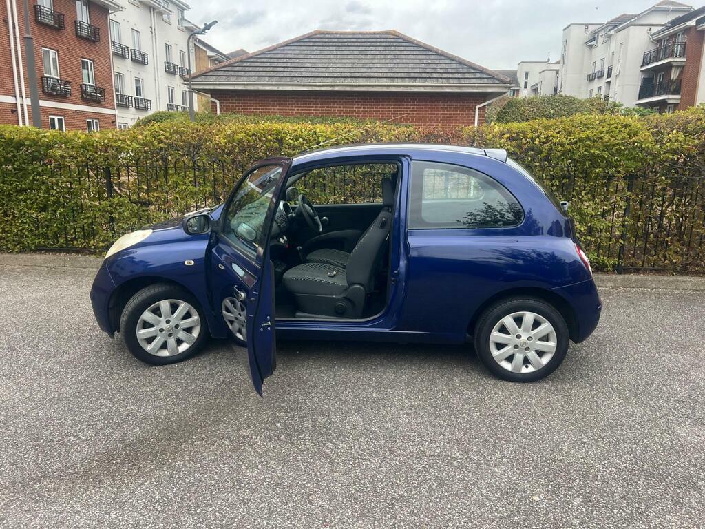 Nissan Micra 1.0 E Red #70