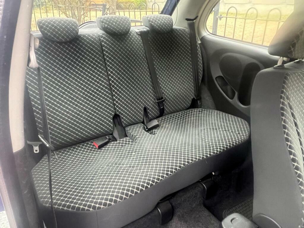 Nissan Micra 1.0 E Red #15