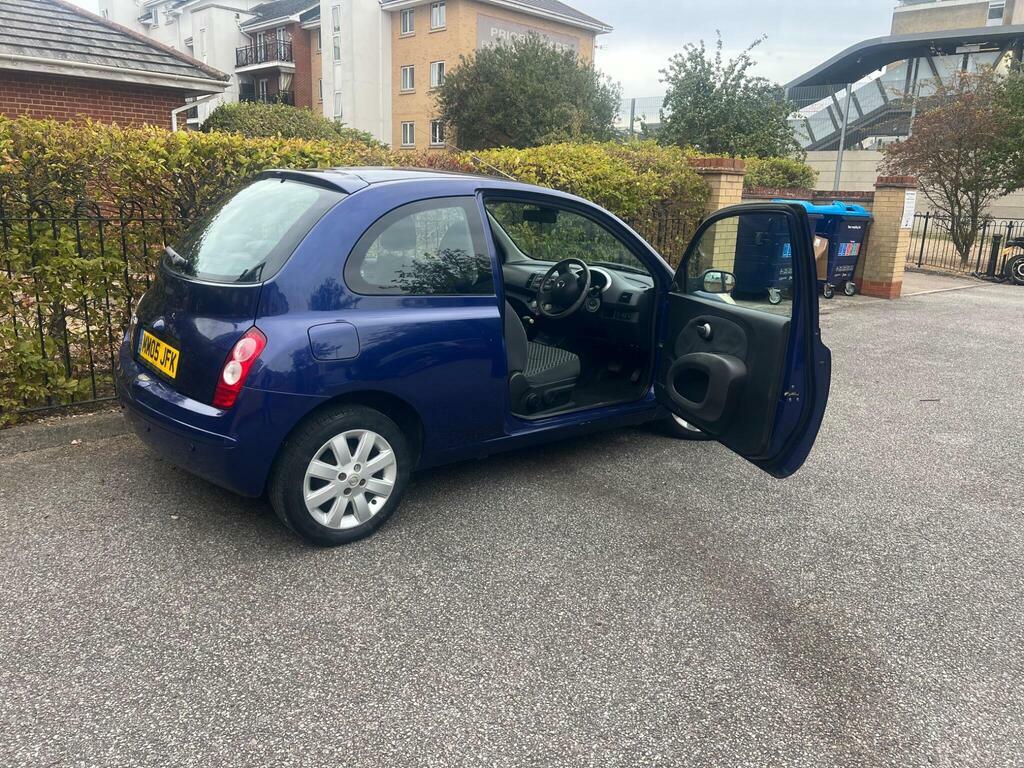 Nissan Micra 1.0 E Red #71