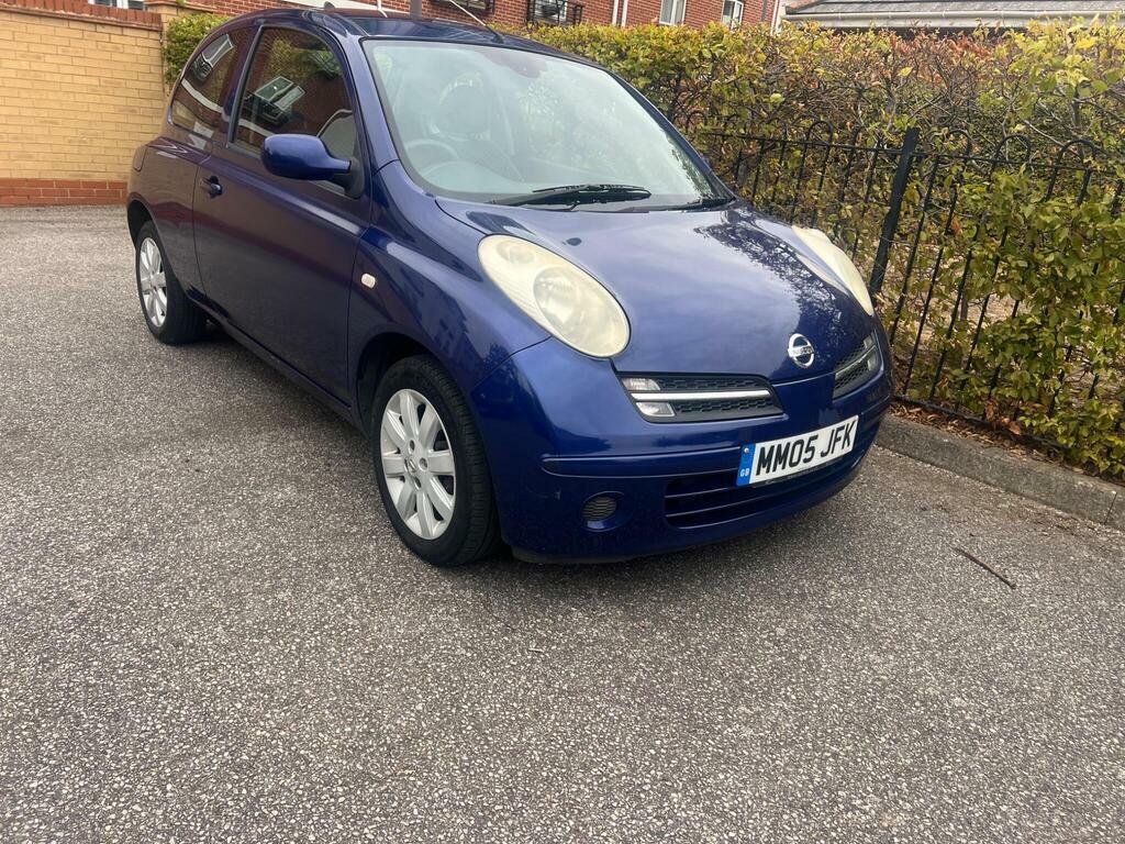 Nissan Micra 1.0 E Red #50
