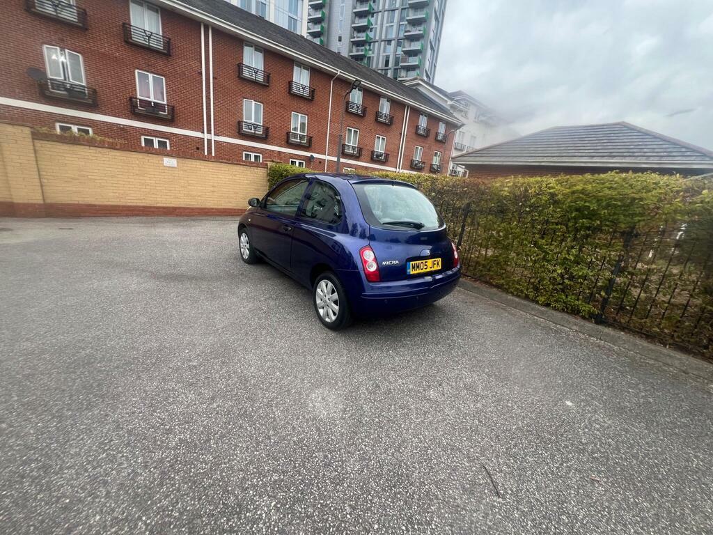 Nissan Micra 1.0 E Red #58