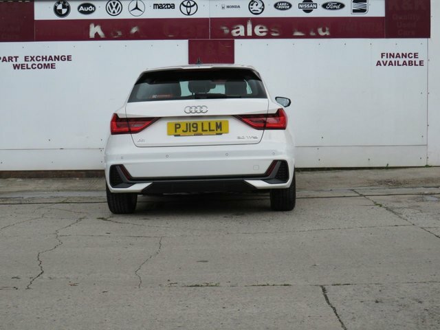 Audi A1 2019 1.0 Tfsi 30 S Line Sportback S Tro White #4