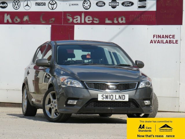 Kia Ceed 2010 1.6 Crdi 3 Hatchback Euro 4 Grey