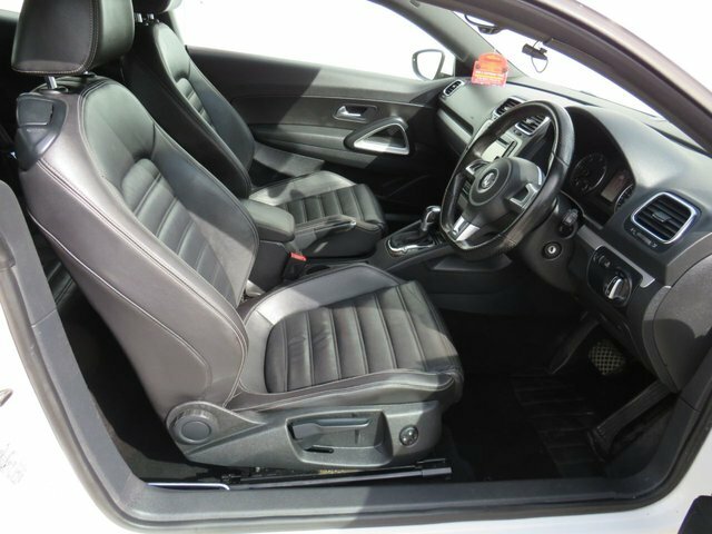 Volkswagen Scirocco 2011 2.0 Tdi Bluemotion Tech Hatchback White #6