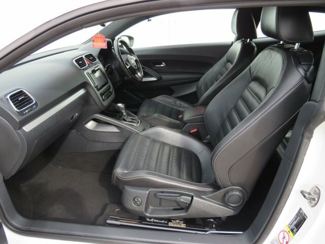 Volkswagen Scirocco Hatchback 1.4 Tsi Euro 5 201161 White #9