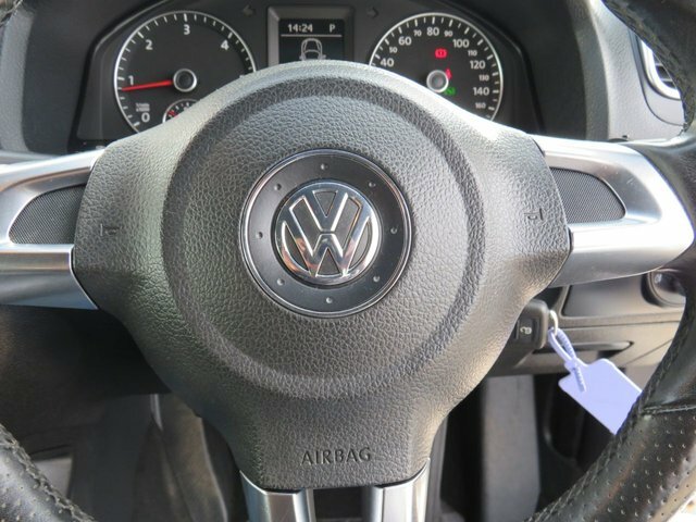 Volkswagen Scirocco Hatchback 1.4 Tsi Euro 5 201161 White #17