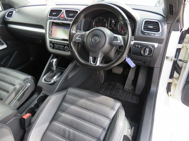 Volkswagen Scirocco Hatchback 1.4 Tsi Euro 5 201161 White #8