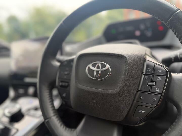 Toyota bZ4X Motion Black #53