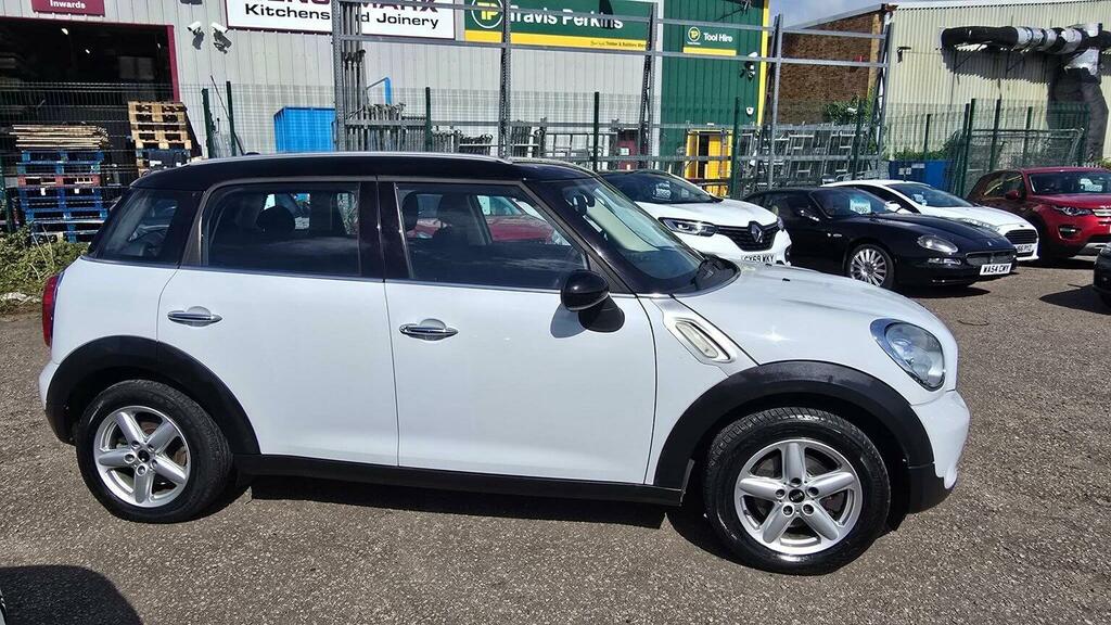 Mini Countryman Brown #18
