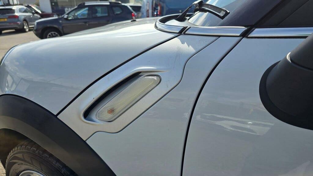 Mini Countryman Brown #7
