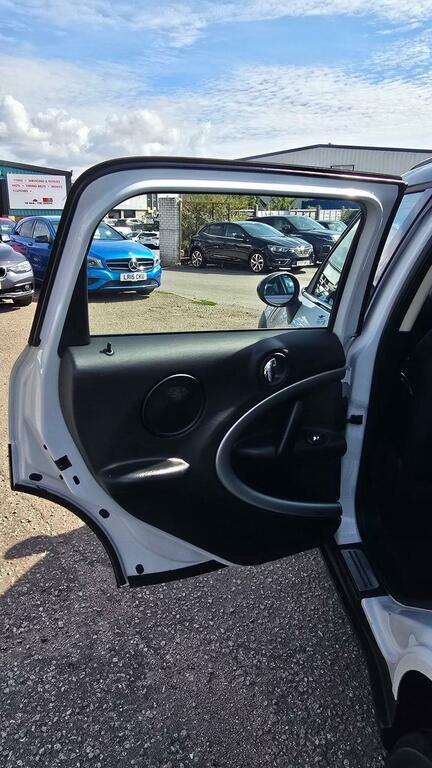 Mini Countryman Brown #31