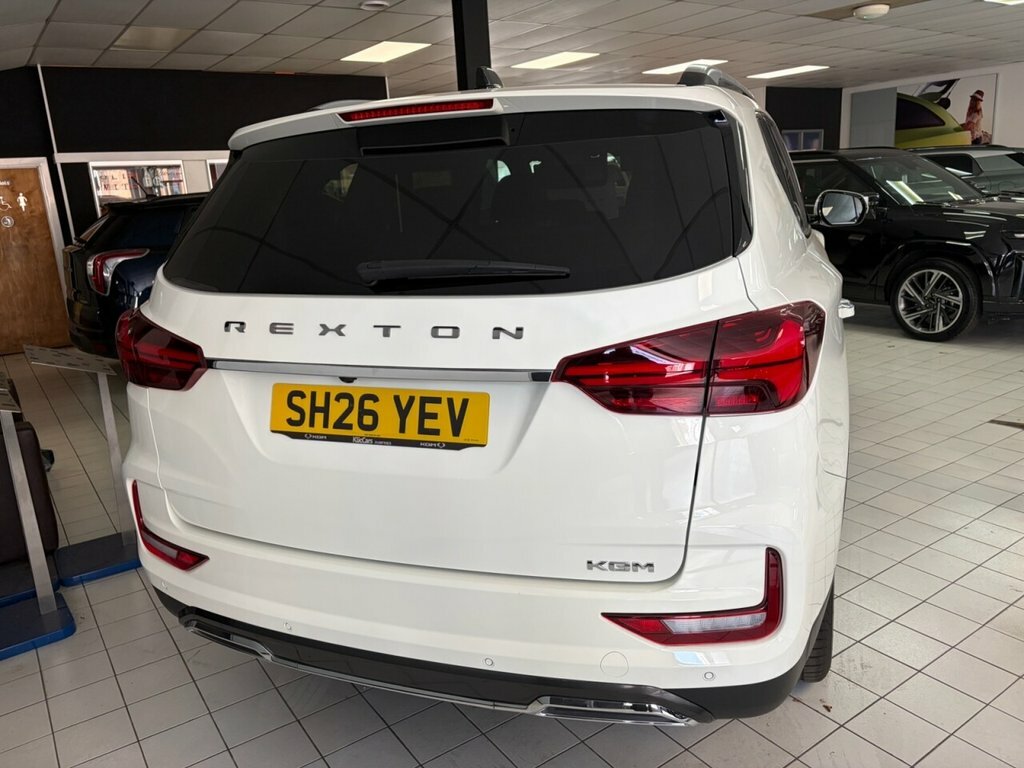 SsangYong Rexton 2.2L K30 White #6