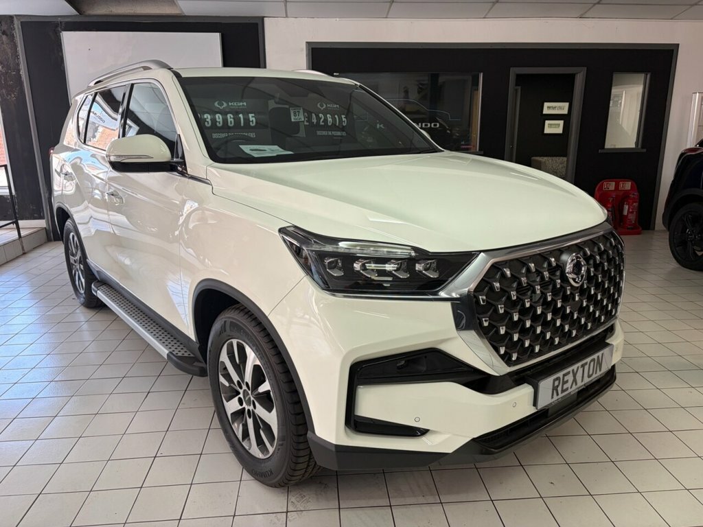 SsangYong Rexton 2.2L K30 White