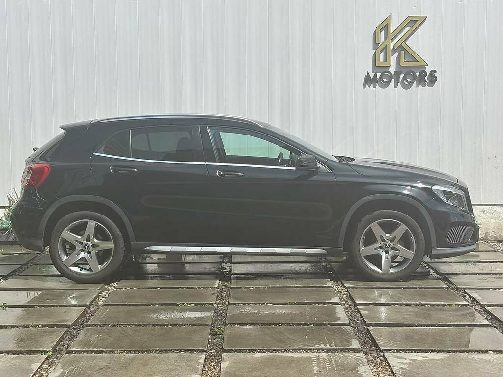 Mercedes-Benz GLA Class 2.1 Gla200d Amg Line Suv 7G-dct Euro 6 Black #3