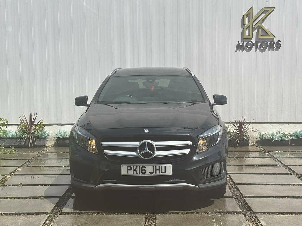 Mercedes-Benz GLA Class 2.1 Gla200d Amg Line Suv 7G-dct Euro 6 Black #2